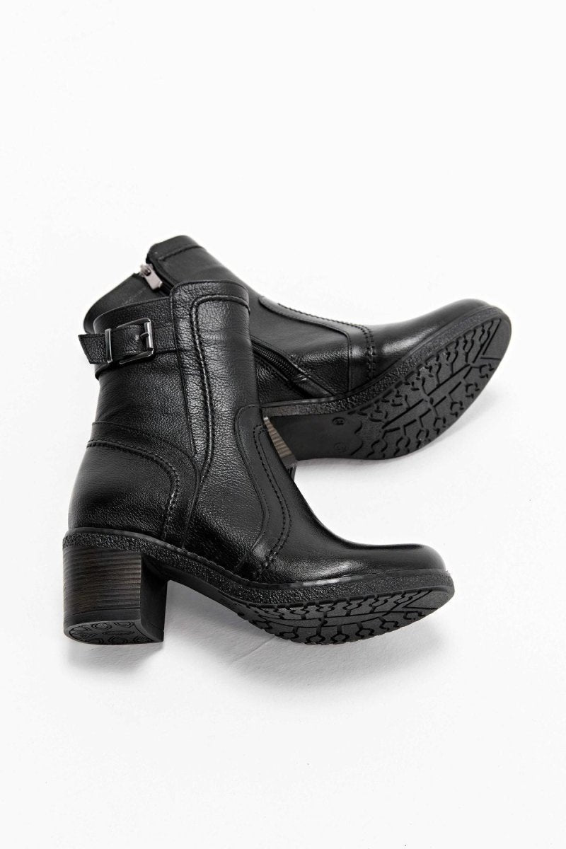 Kadın Hakiki Deri Topuklu Bot – El Yapımı, Şık Tasarım Siyah Bot | OBEN AYAKKABI - OBEN AYAKKABI