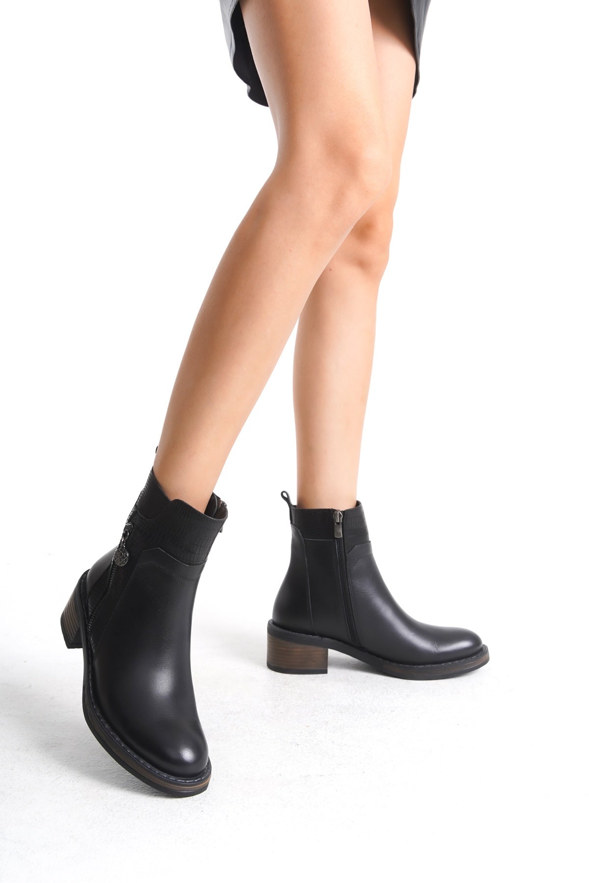 Kadın Hakiki Deri Topuklu Bot – El Yapımı, Şık Tasarım Siyah Bot | OBEN AYAKKABI
